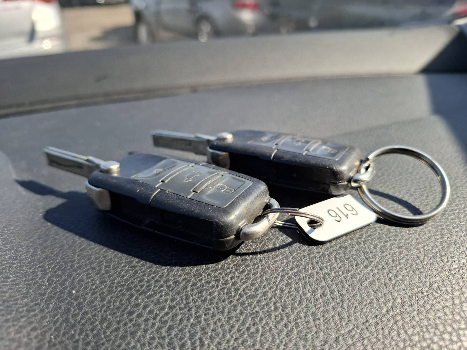 Volkswagen Golf thumbnail 6