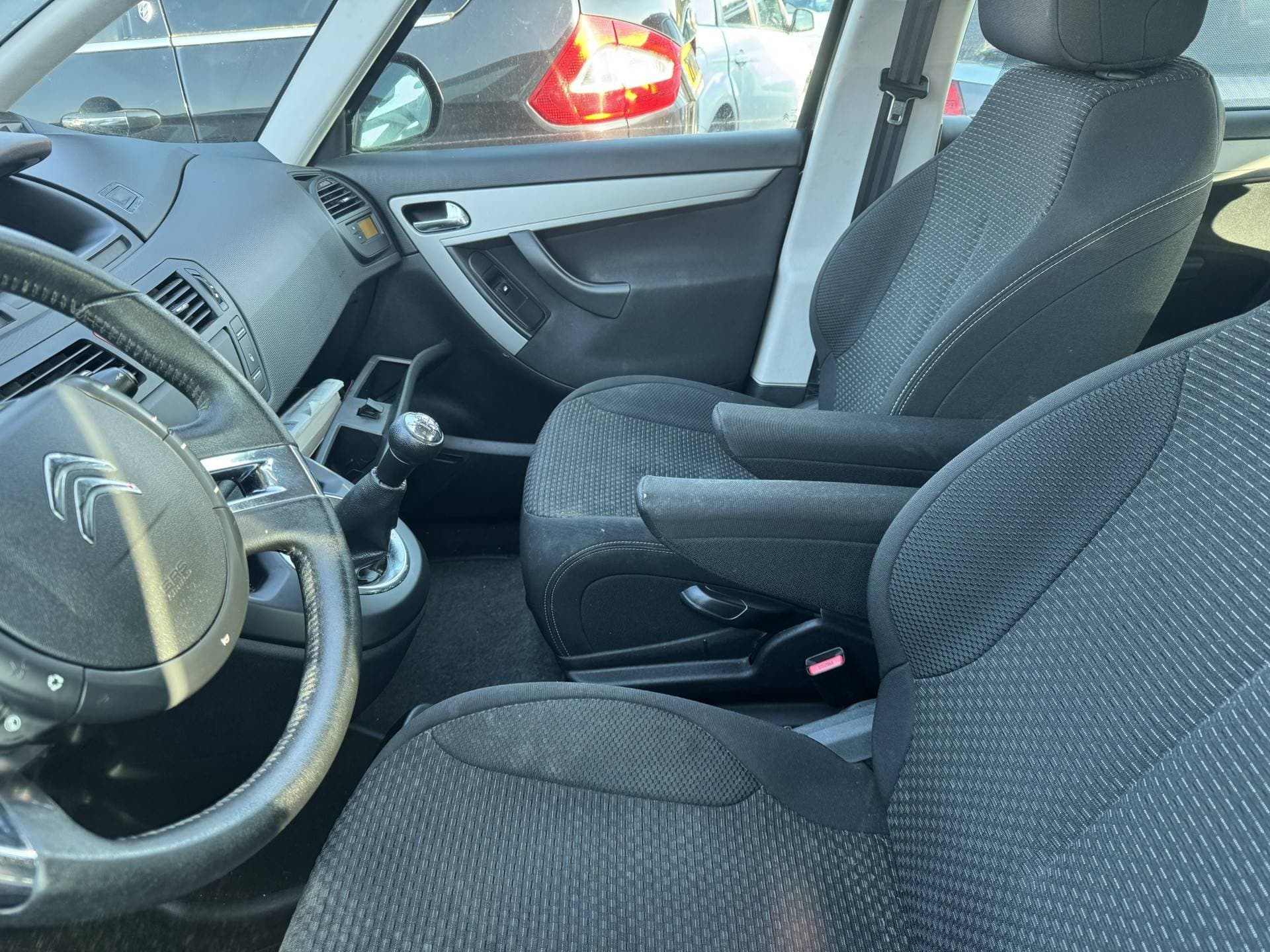 Citroen Grand C4 Picasso thumbnail 4