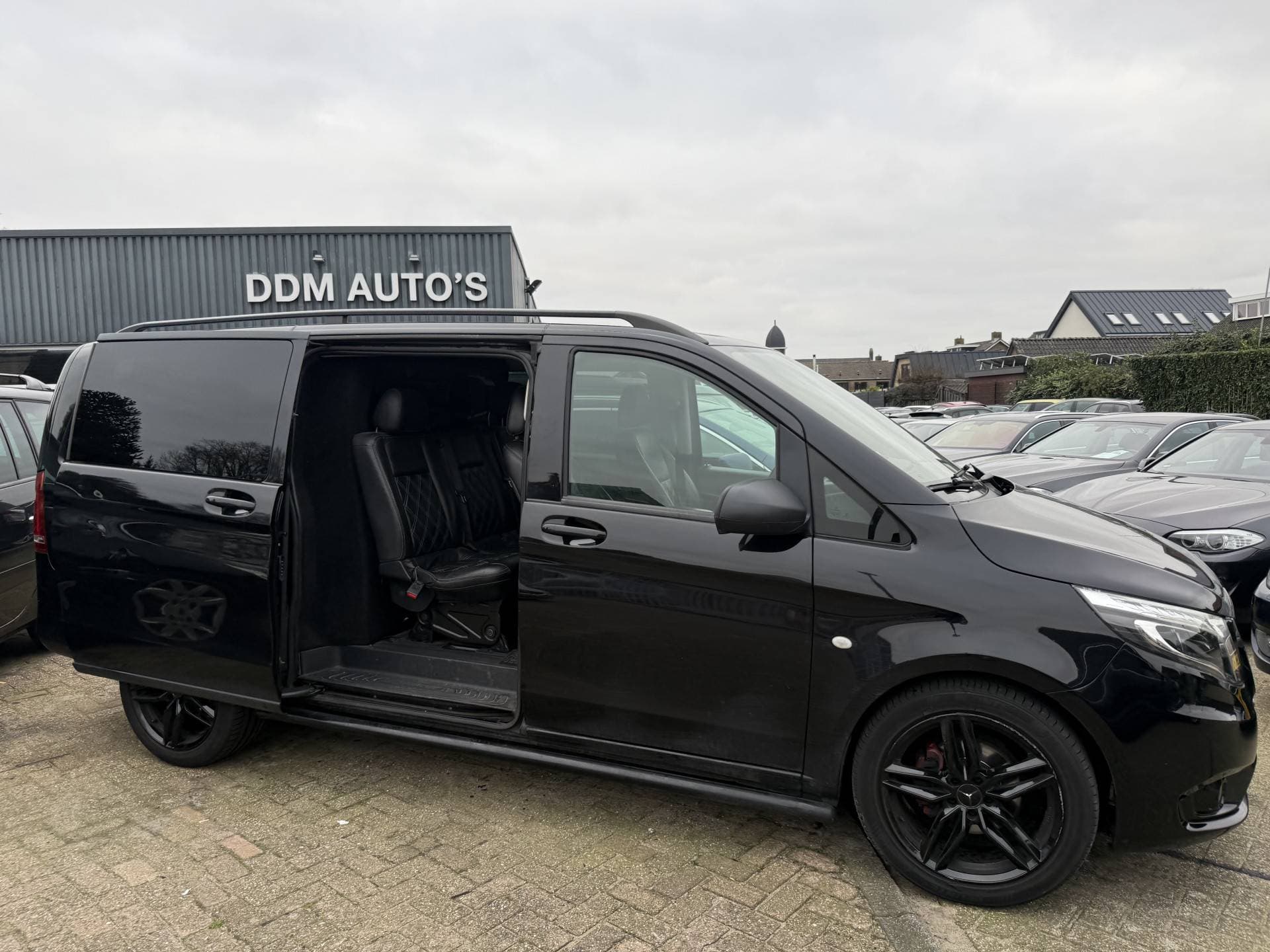 Mercedes-Benz Vito thumbnail 3