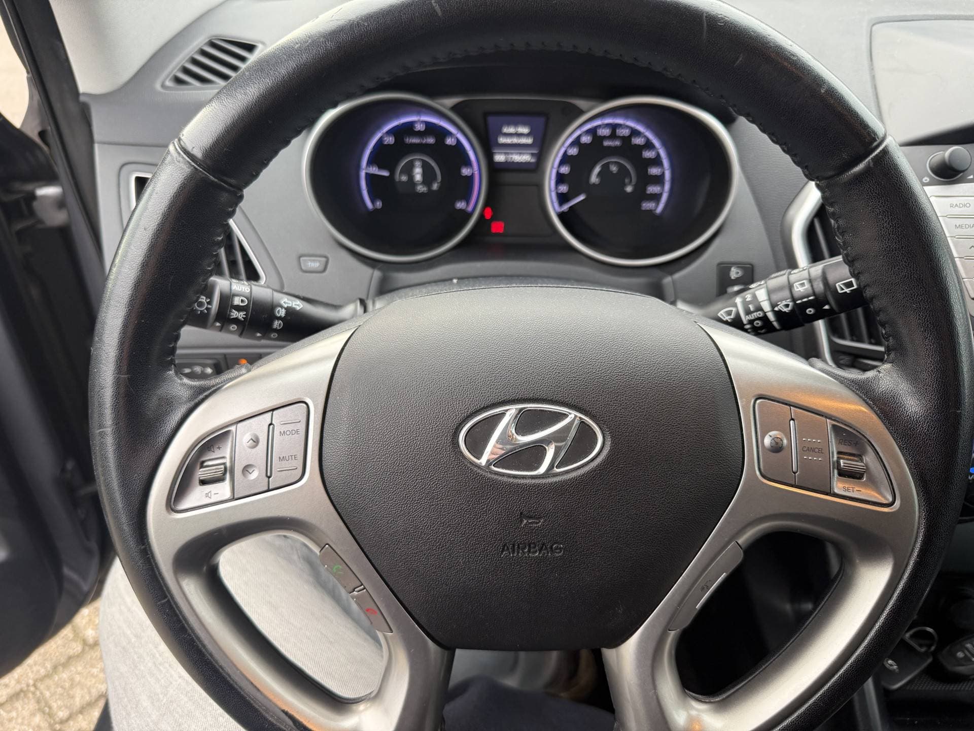 Jeep Renegade thumbnail 5