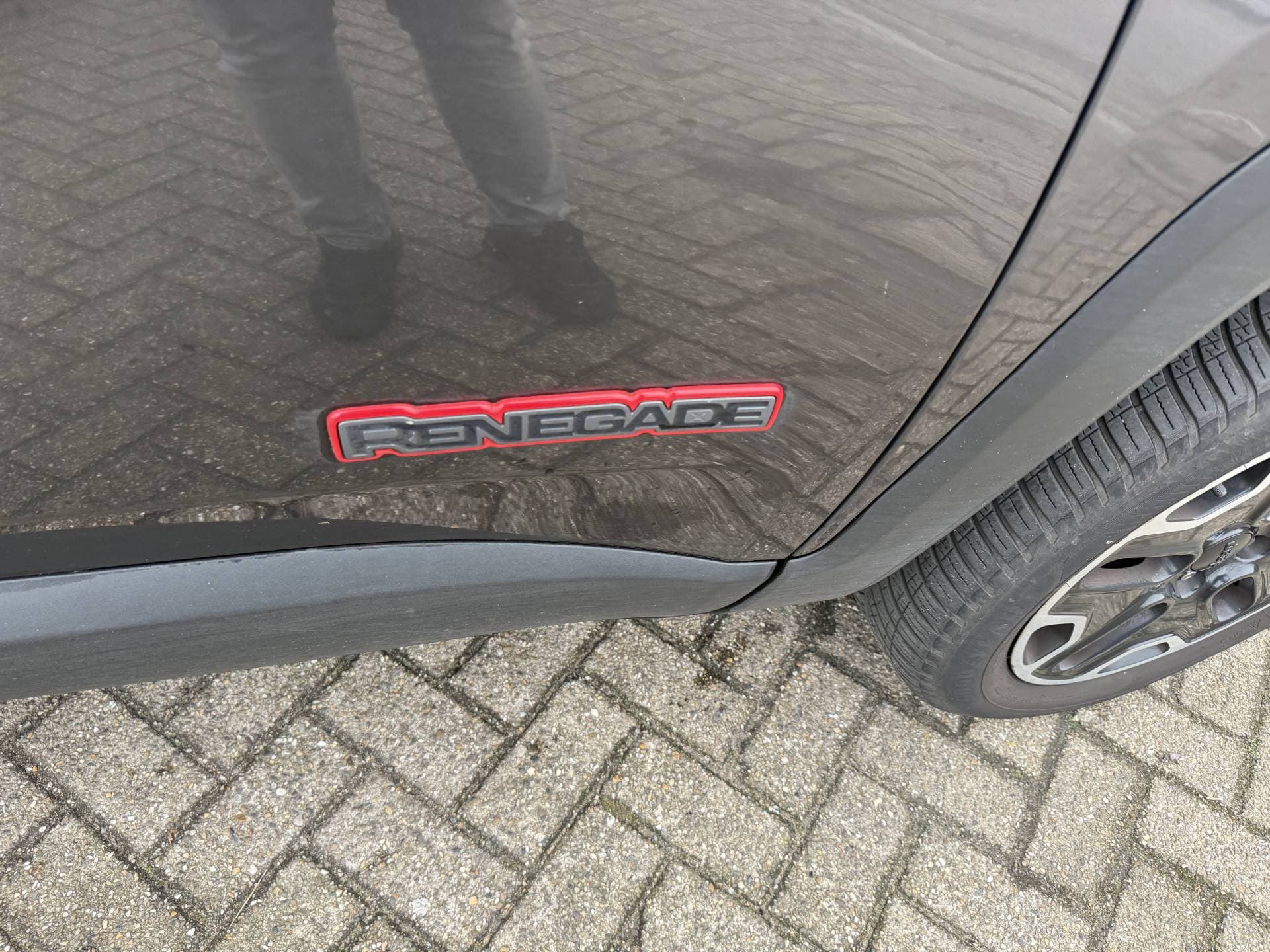 Jeep Renegade thumbnail 8