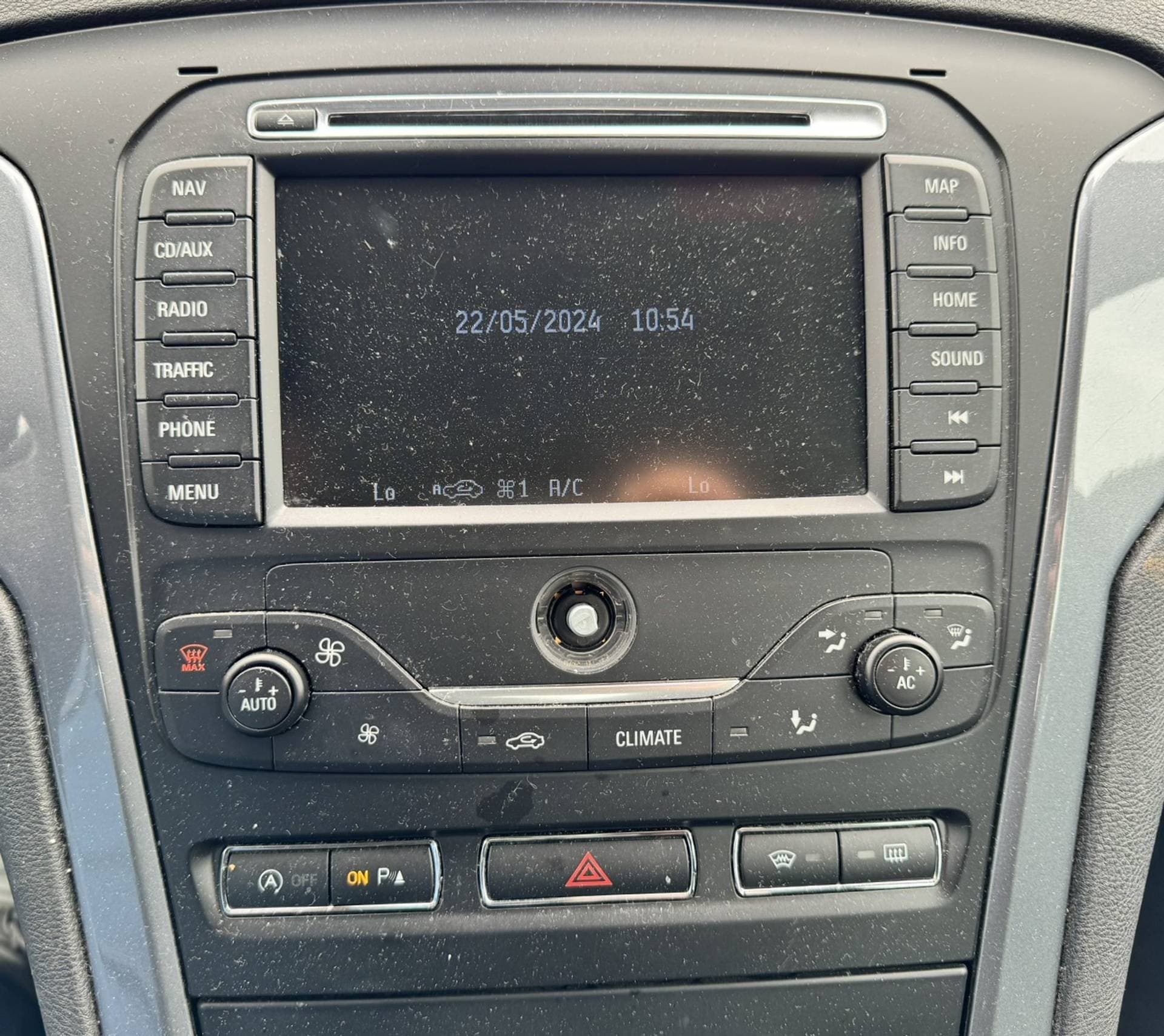 Ford Mondeo thumbnail 13