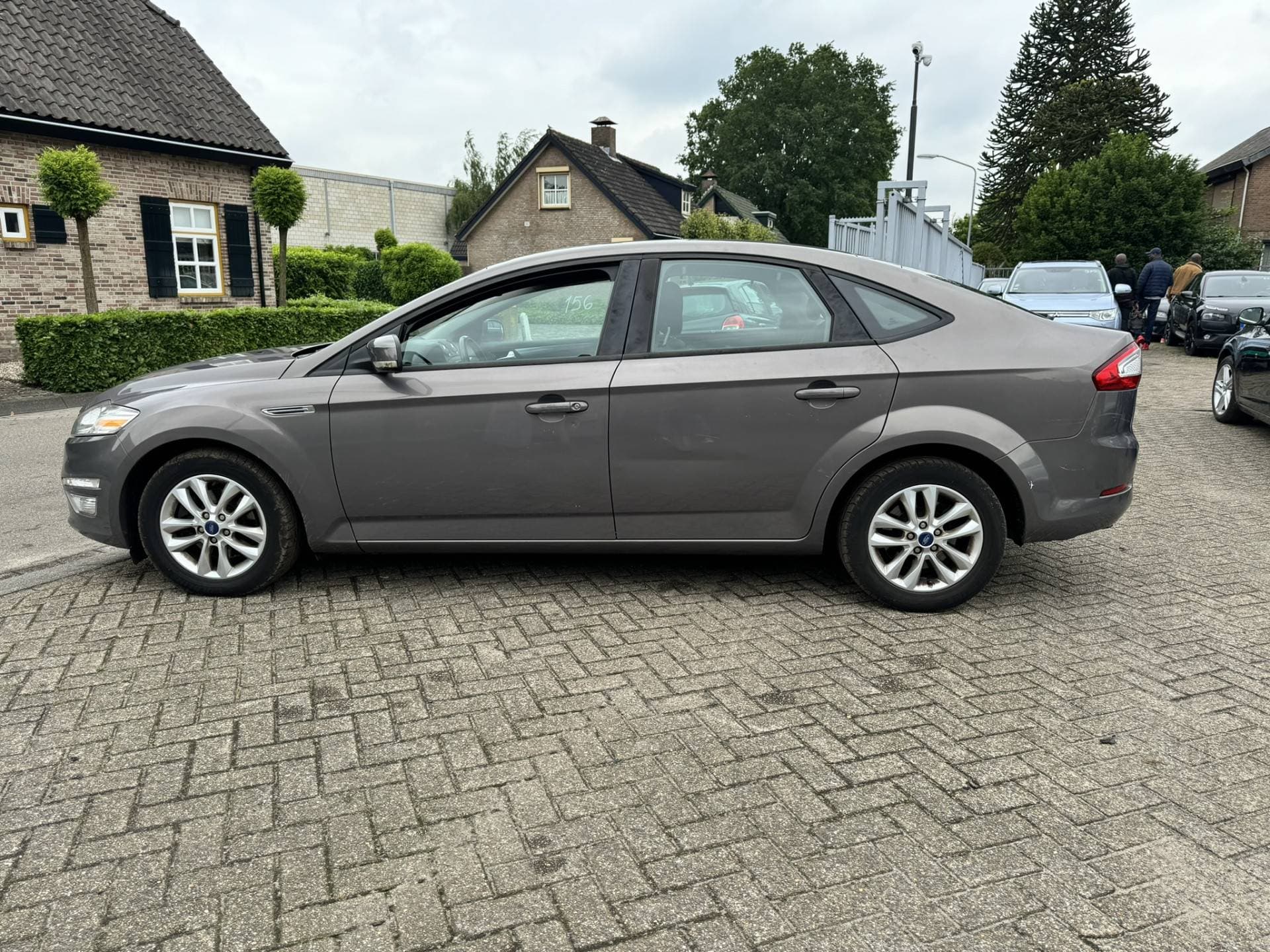 Ford Mondeo thumbnail 4