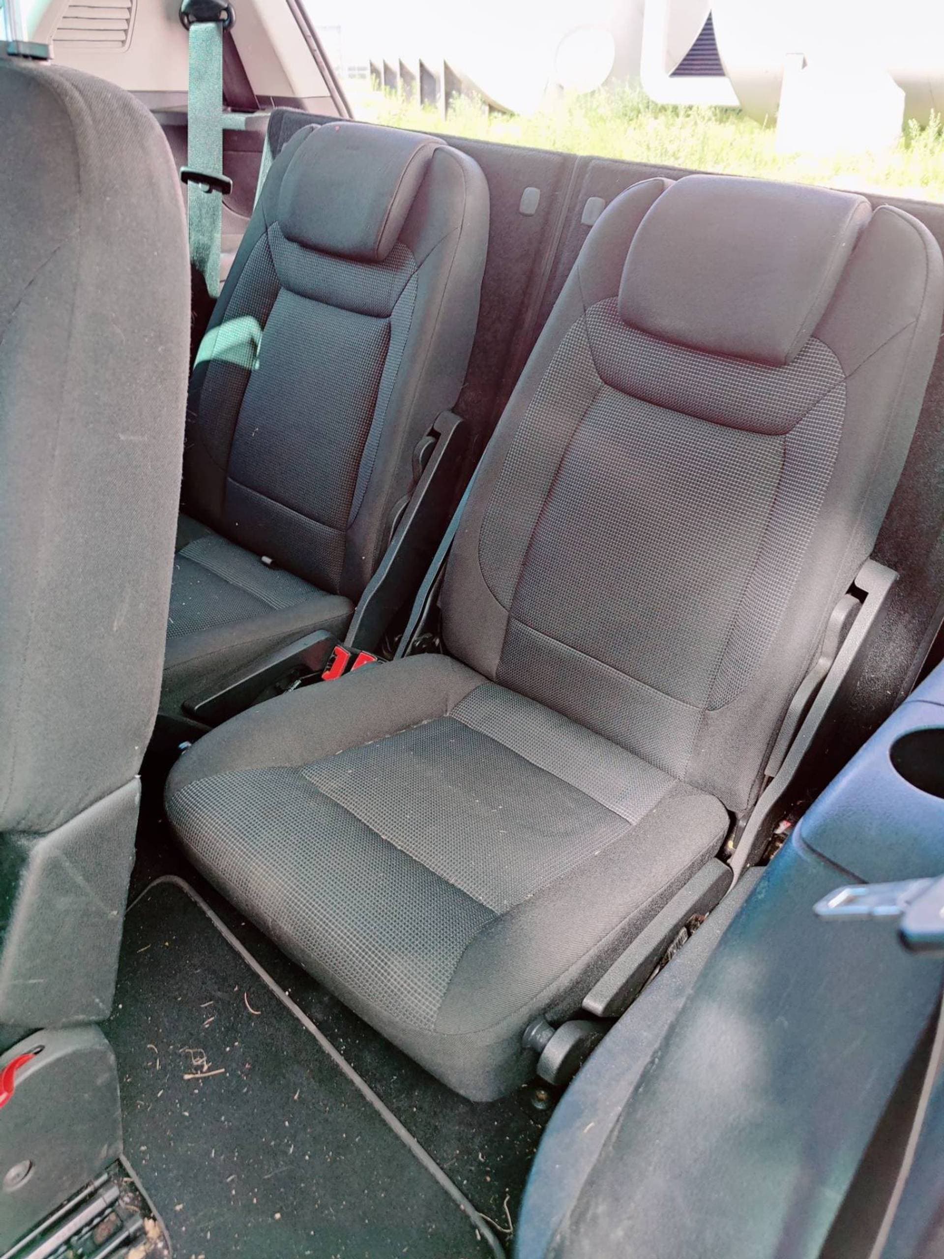 Ford S-Max thumbnail 8