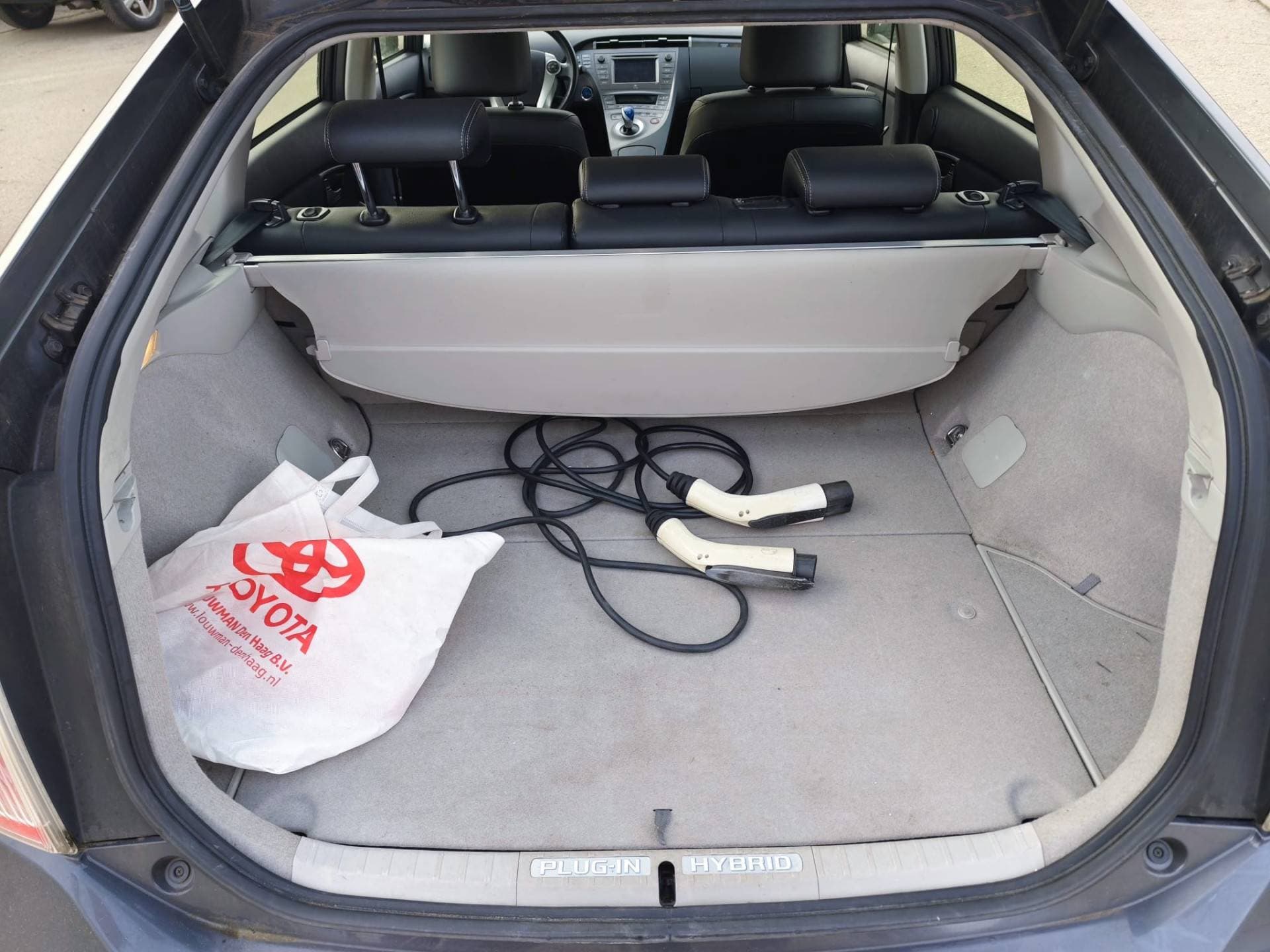 Toyota Prius 1.8 Plug-in Dynamic Business thumbnail 13