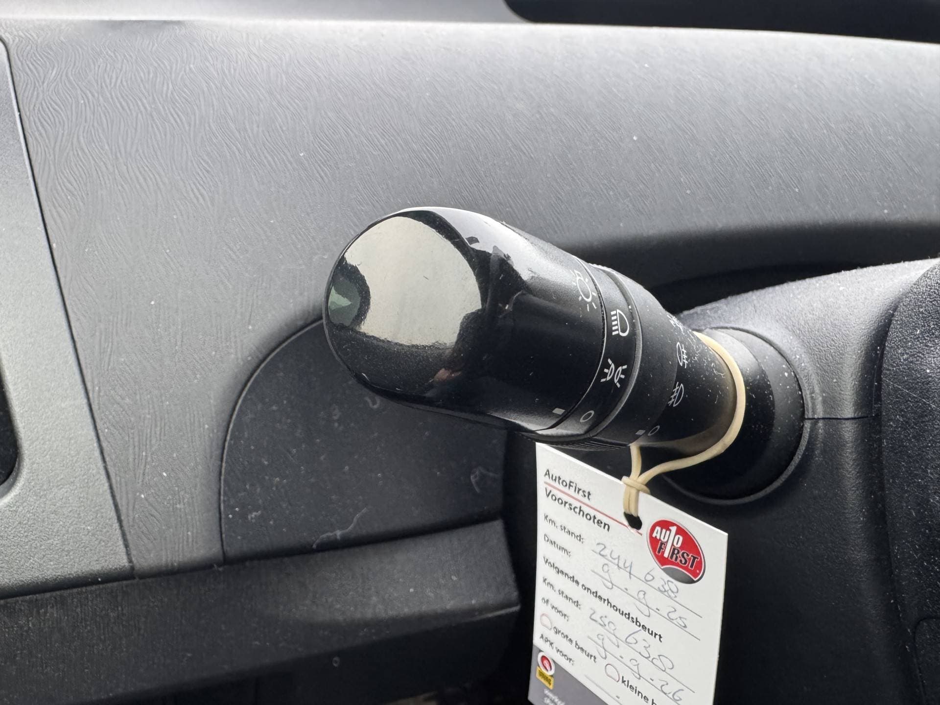 Toyota Prius 1.8 Plug-in Dynamic Business thumbnail 29