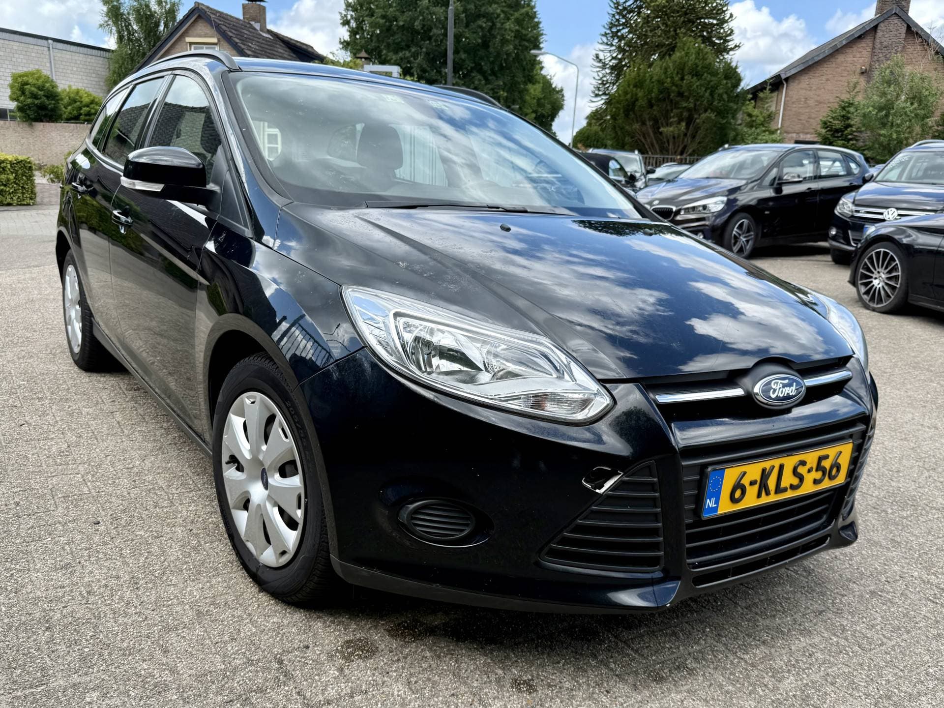 Ford Focus thumbnail 2