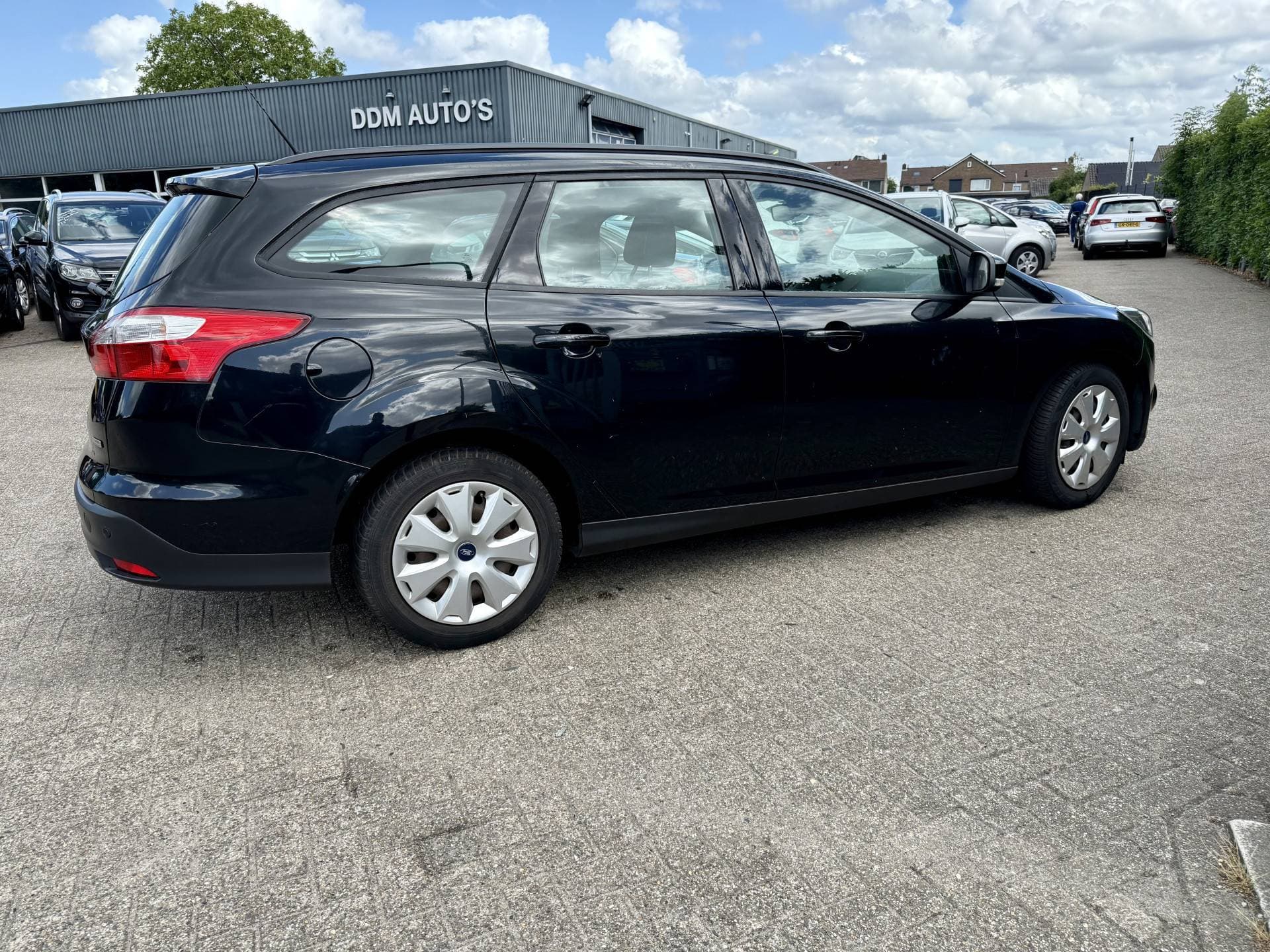 Ford Focus thumbnail 7