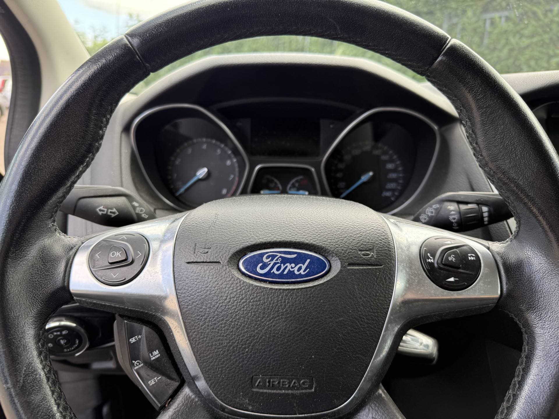 Ford Focus thumbnail 10