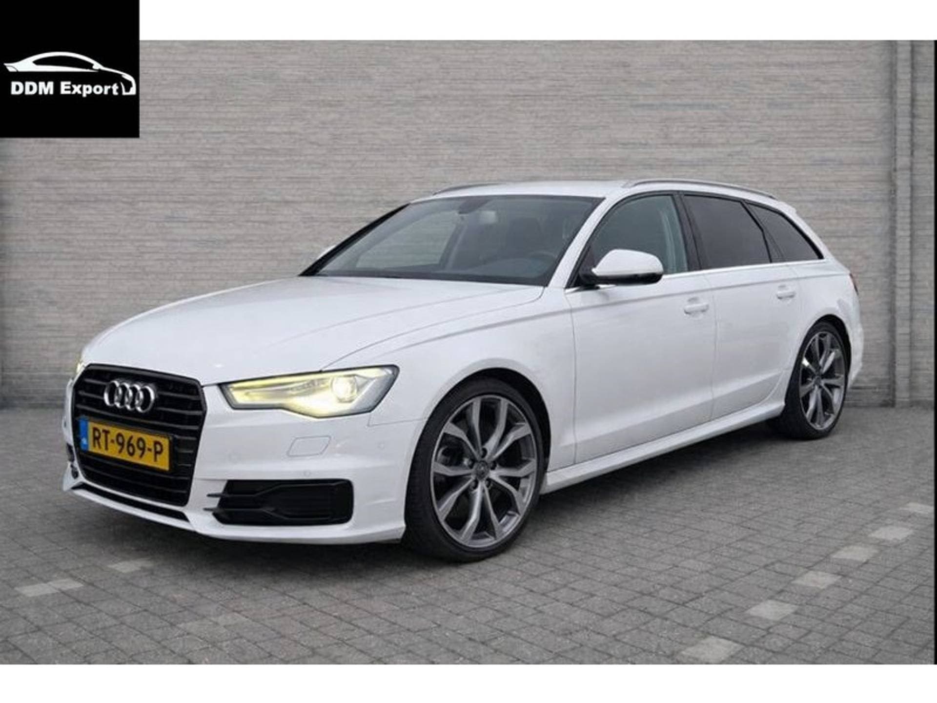 Audi A6 Avant 3.0 TDI quattro Premium Edition