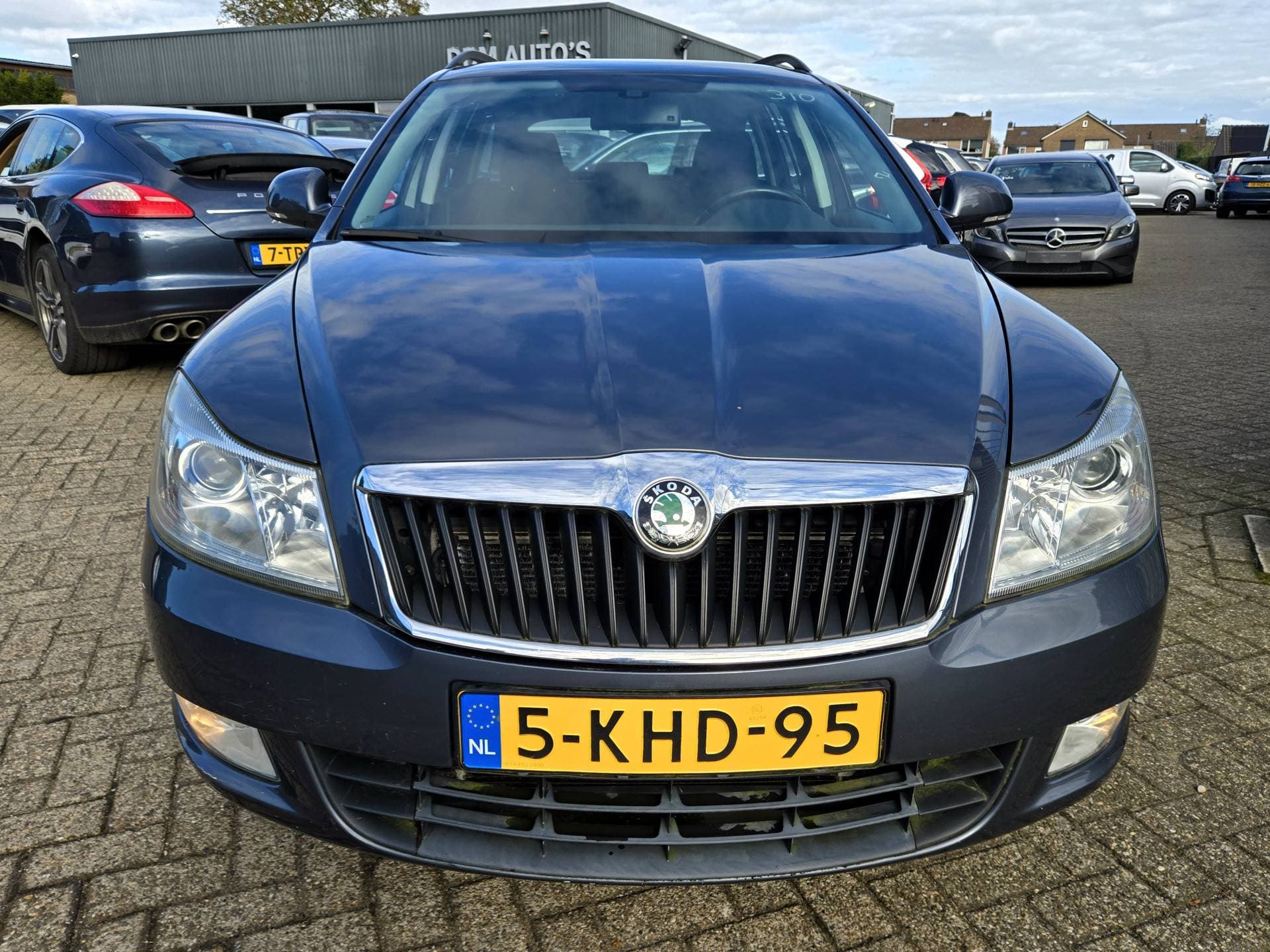Skoda Octavia thumbnail 2