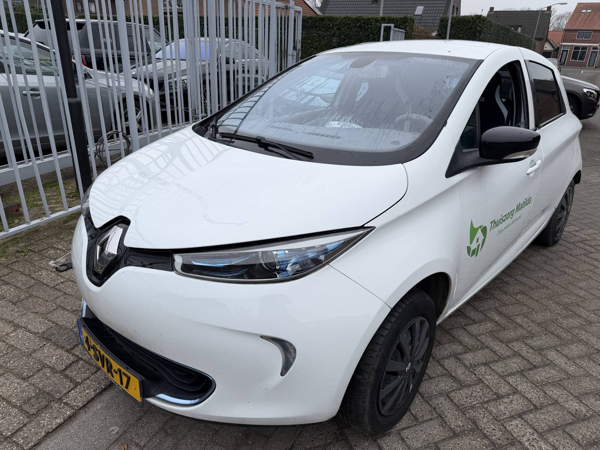 Renault ZOE thumbnail 2