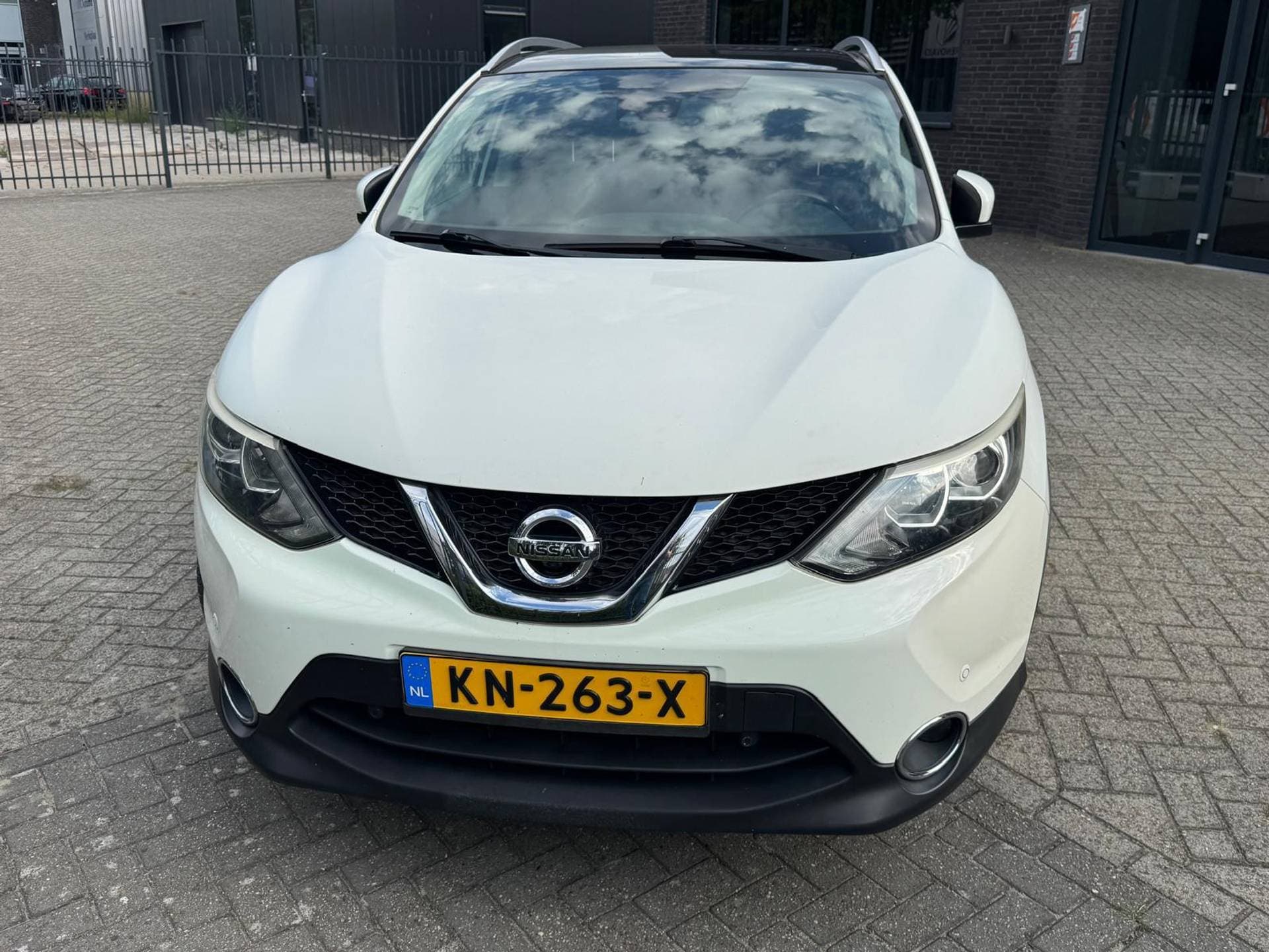 Nissan QASHQAI Connect Edition thumbnail 3