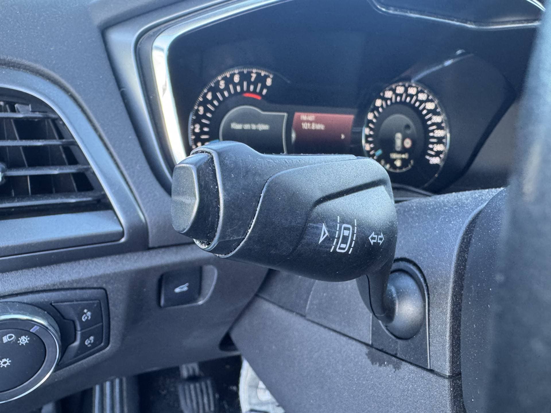 Ford Mondeo thumbnail 20