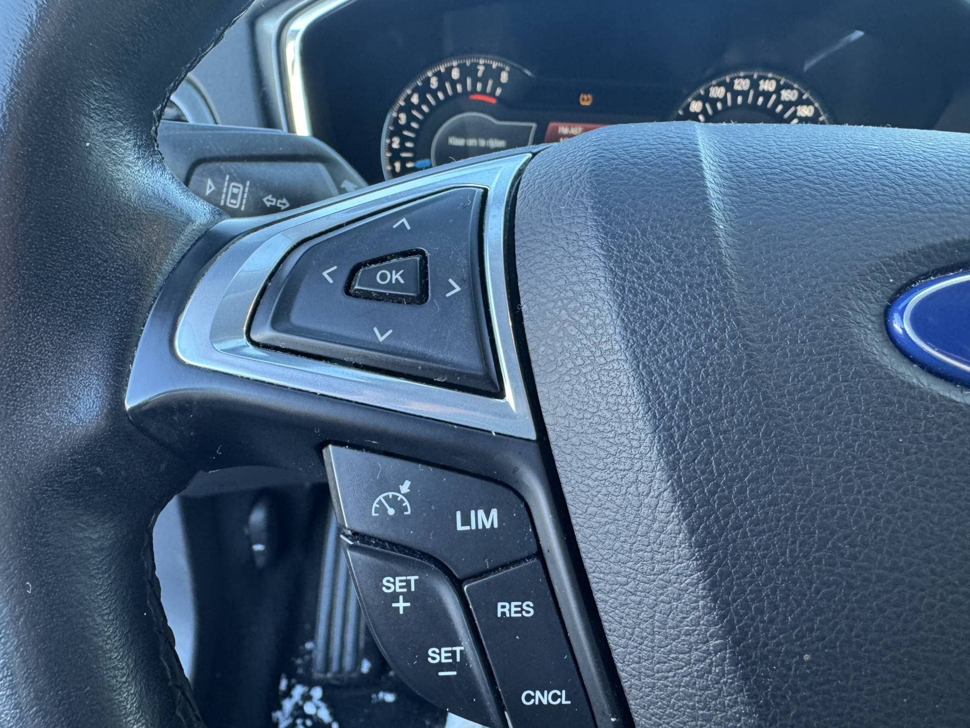 Ford Mondeo thumbnail 21