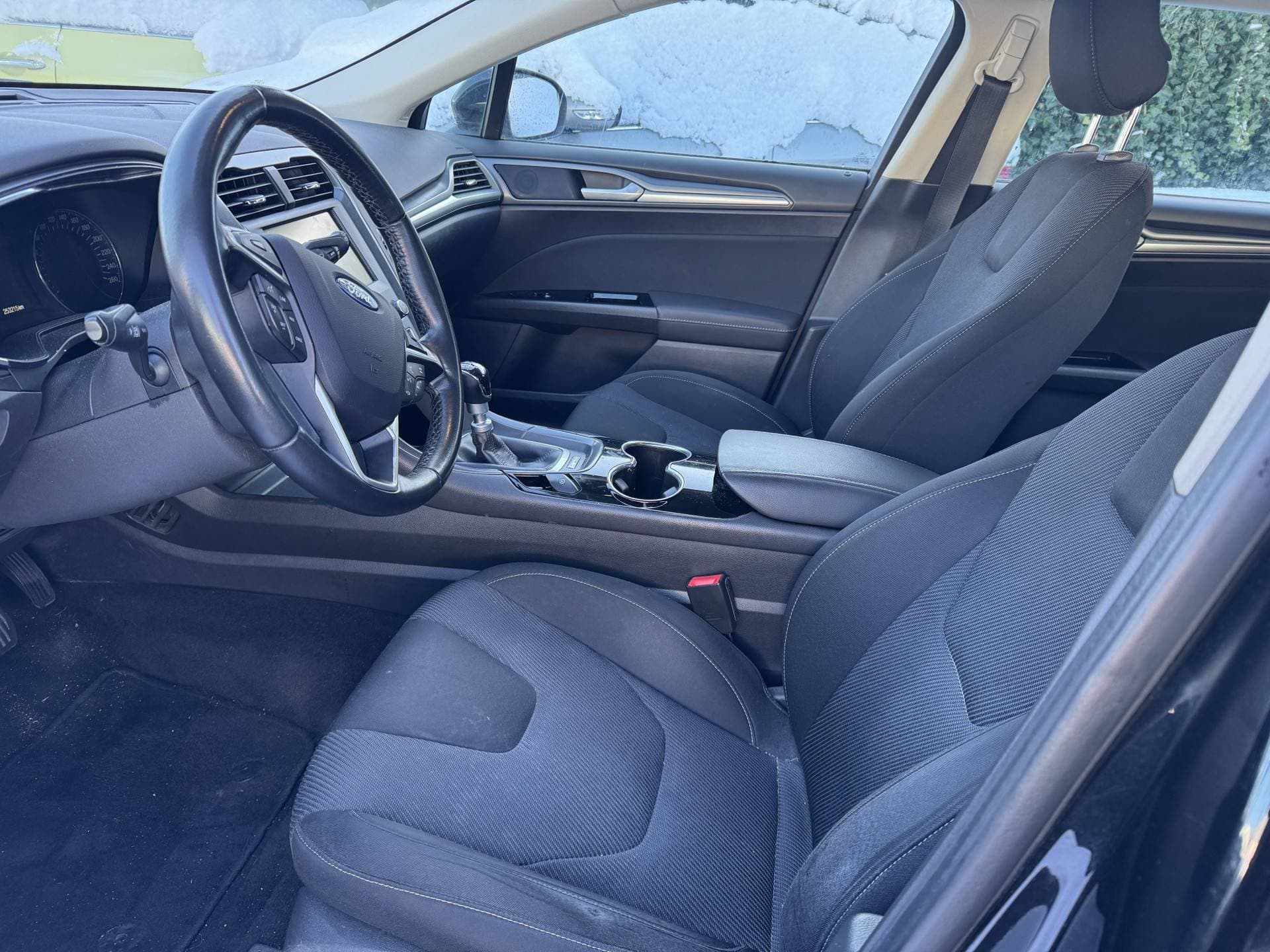 Ford Mondeo thumbnail 27