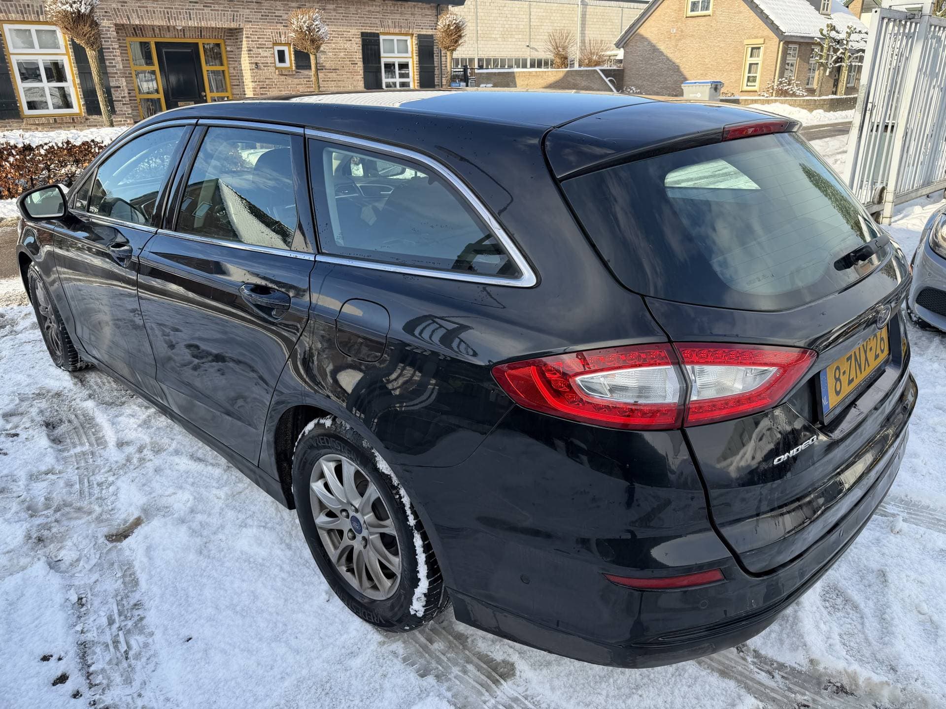 Ford Mondeo thumbnail 8