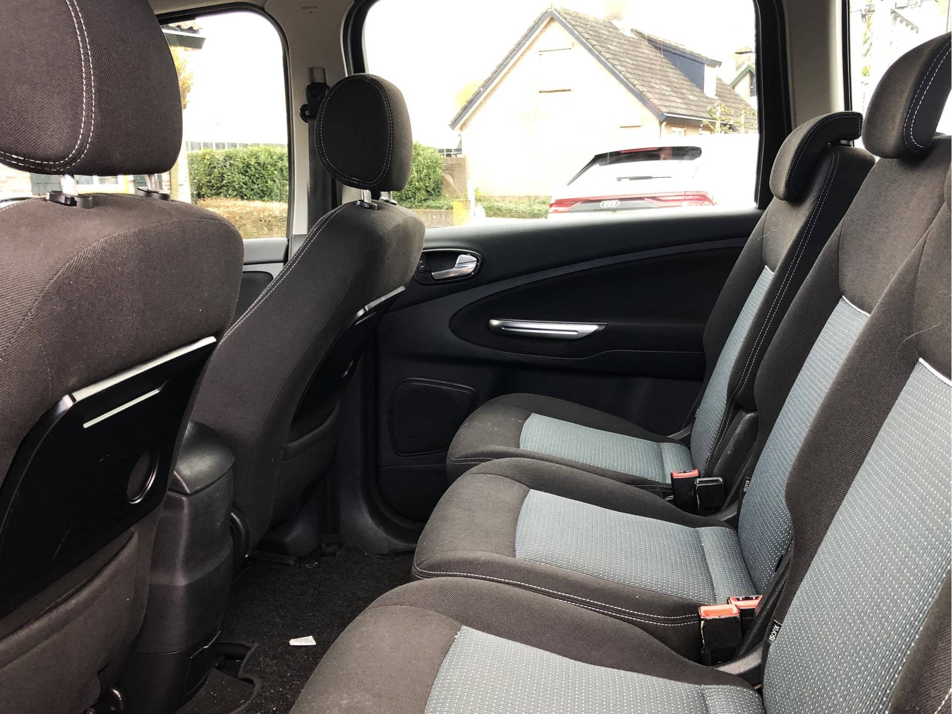 Ford Galaxy thumbnail 13