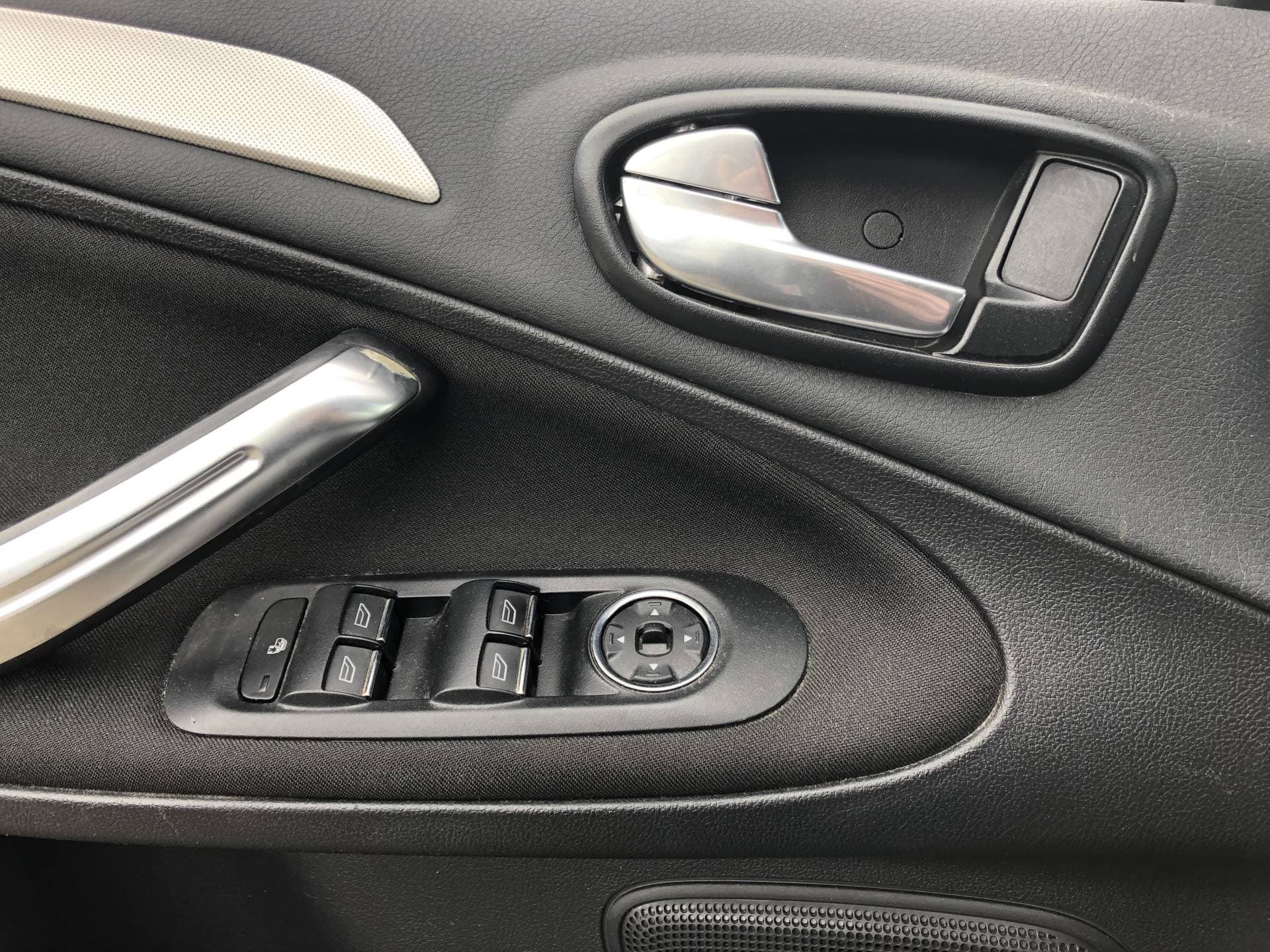 Ford Galaxy thumbnail 15