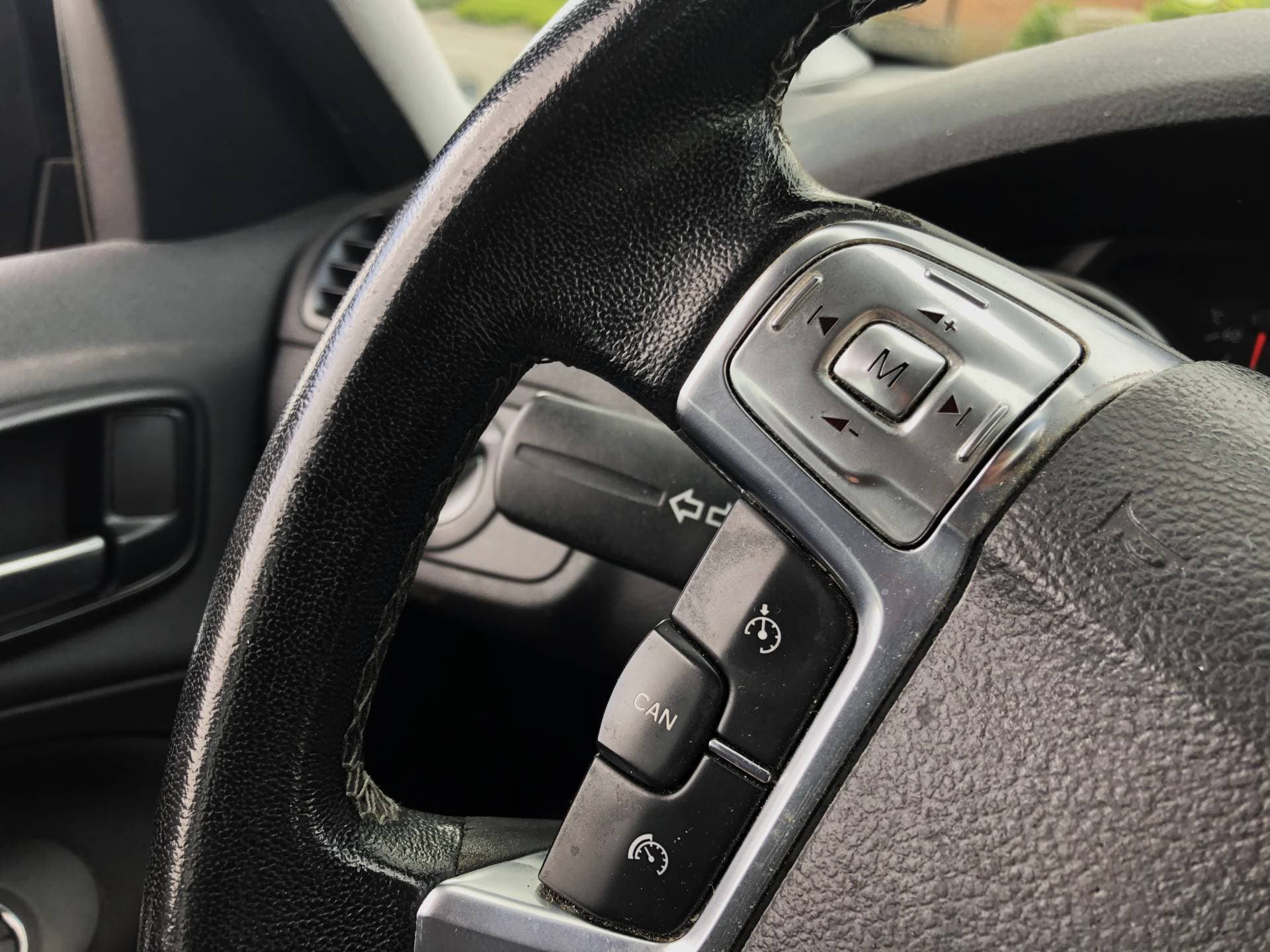 Ford Galaxy thumbnail 18