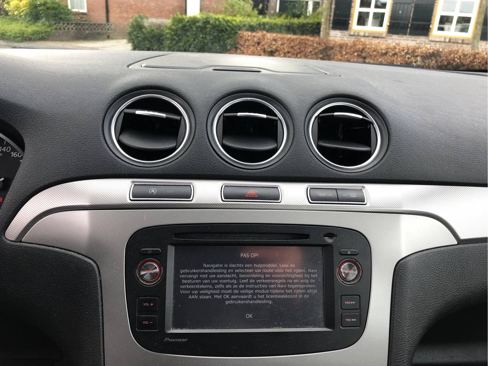 Ford Galaxy thumbnail 20