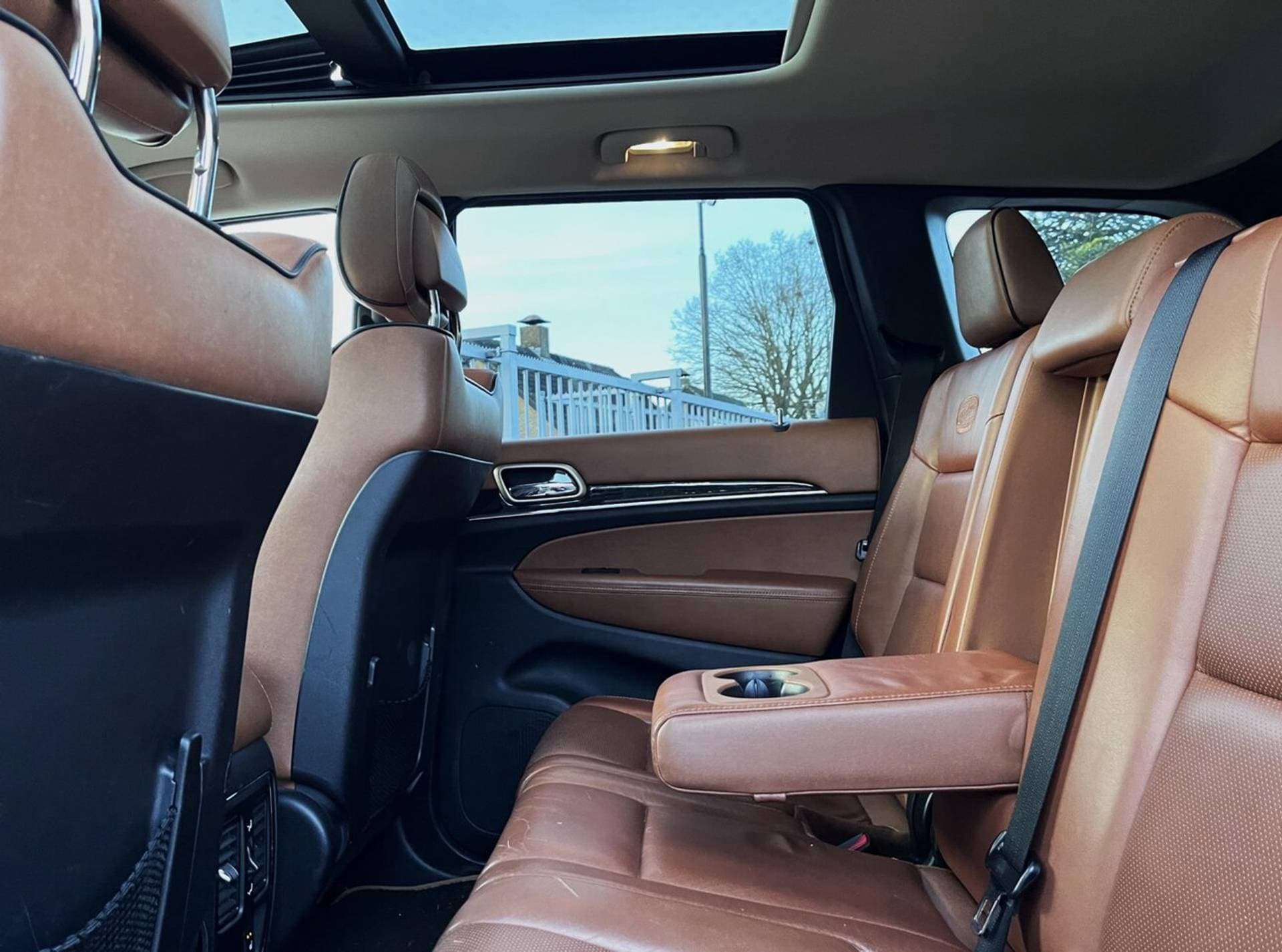 Jeep Grand Cherokee thumbnail 17