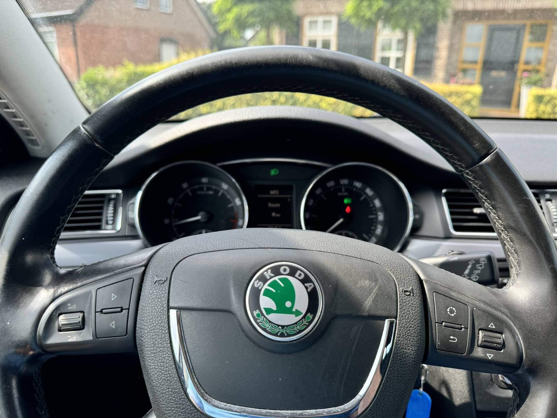 Skoda Superb thumbnail 14