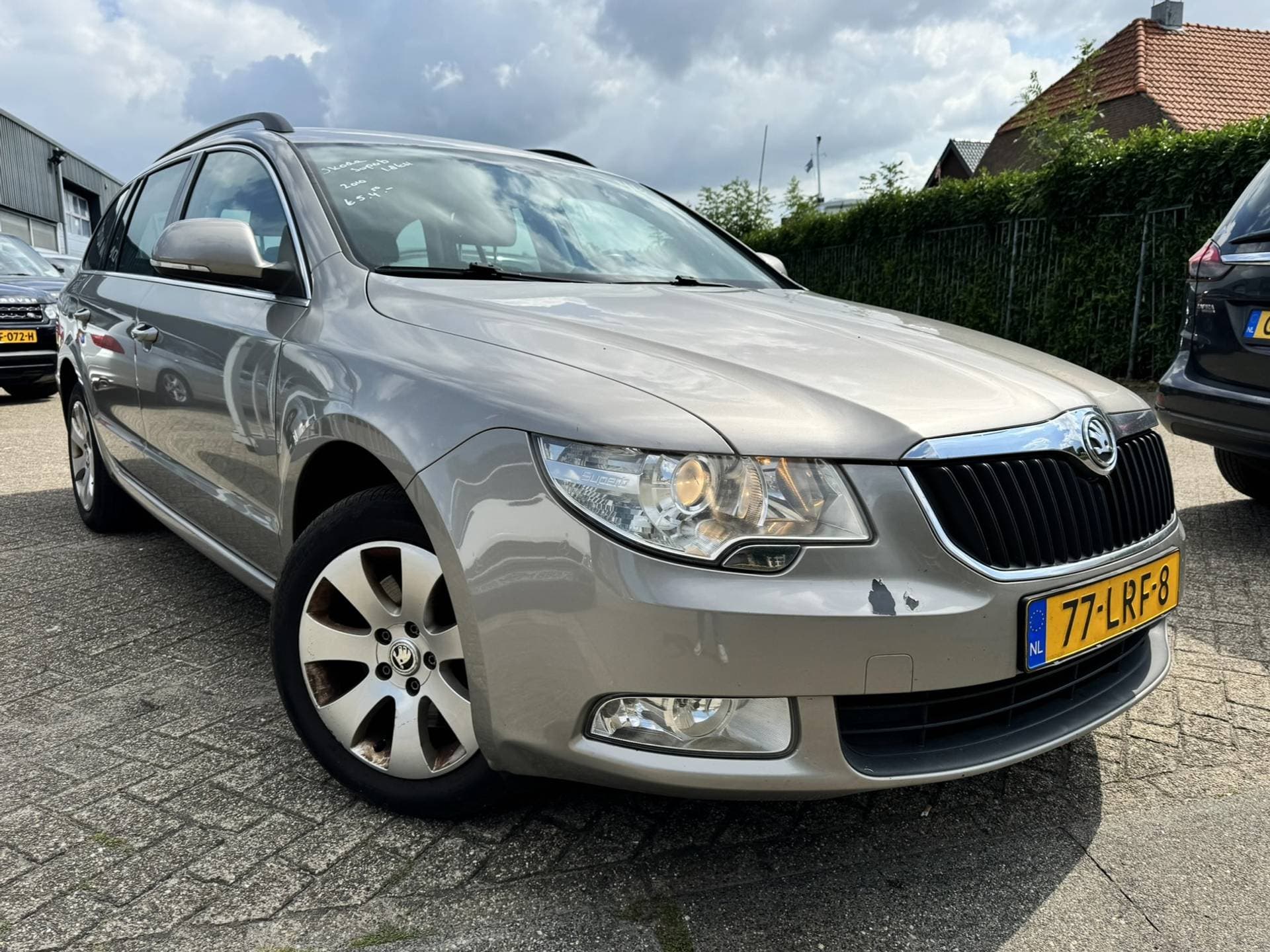 Skoda Superb thumbnail 5