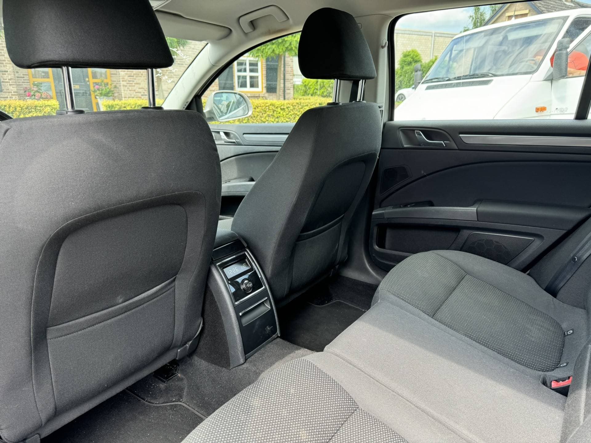 Skoda Superb thumbnail 10