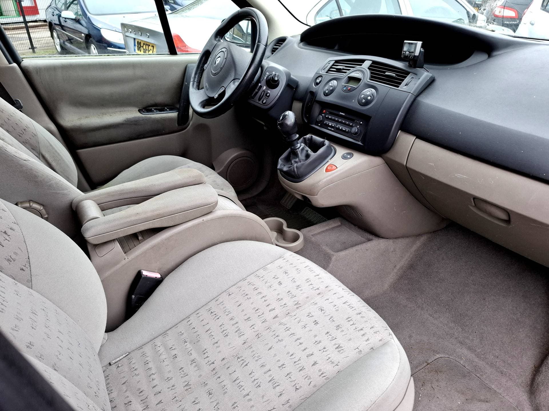 Renault Scénic thumbnail 8