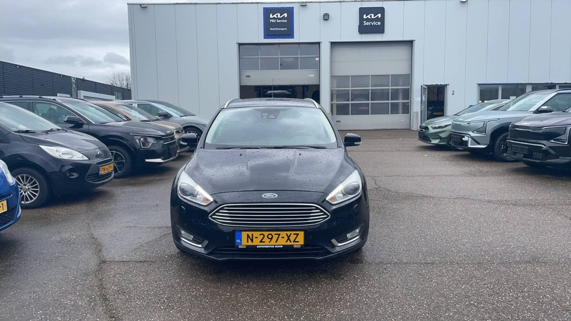 Ford Focus Wagon Titanium Edition thumbnail 2