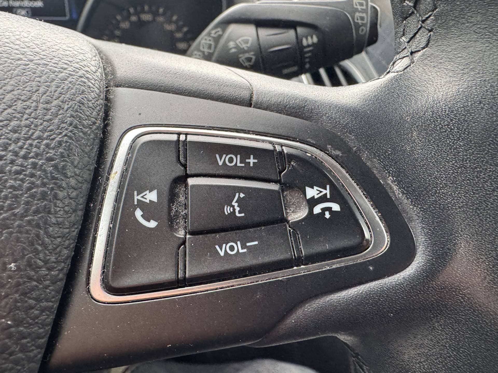 Ford Focus Wagon Titanium Edition thumbnail 14