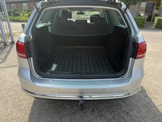 Volkswagen Passat thumbnail 12