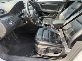 Volkswagen Passat thumbnail 15