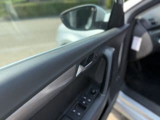 Volkswagen Passat thumbnail 16