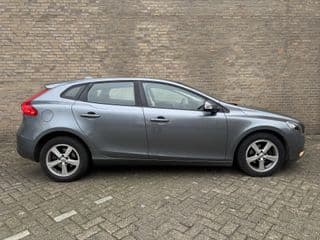 Volvo V40 thumbnail 13