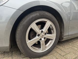 Volvo V40 thumbnail 8