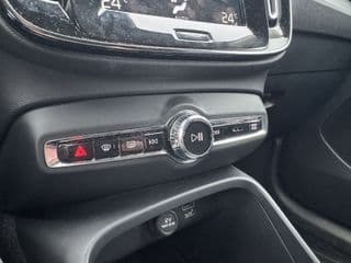 Volvo XC40 thumbnail 13
