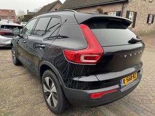 Volvo XC40 thumbnail 5
