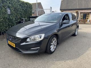 Volvo V60 thumbnail 2