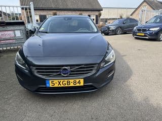 Volvo V60 thumbnail 3