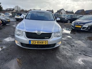 Skoda Superb thumbnail 3
