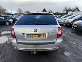Skoda Superb thumbnail 6