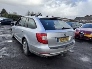 Skoda Superb thumbnail 8