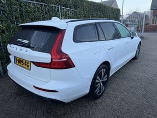 Volvo V60 thumbnail 3