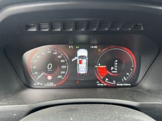 Volvo XC90 thumbnail 24