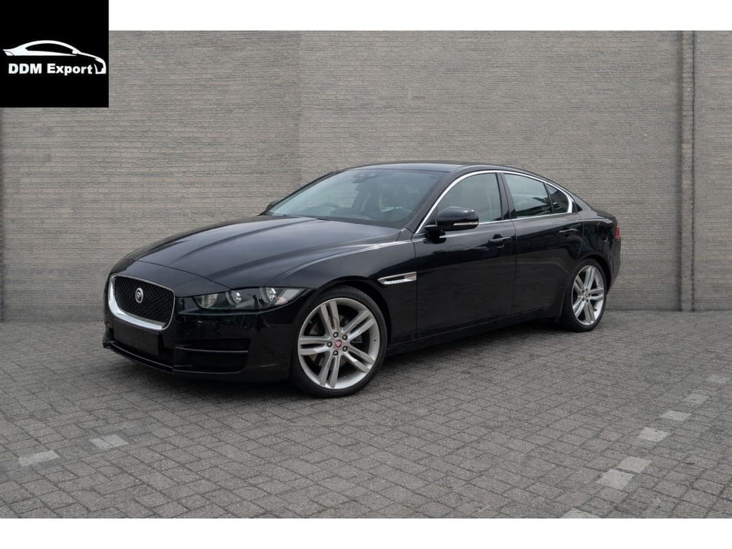 Jaguar XE