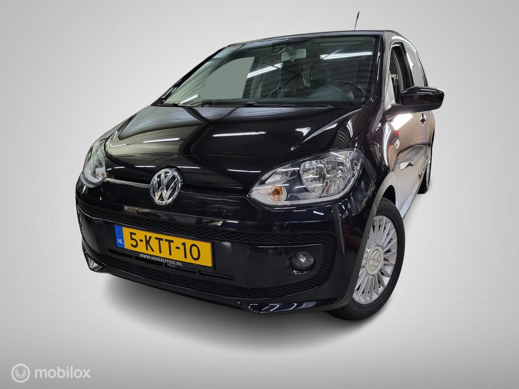 Volkswagen Up! 1.0 high up! Cruise/Airco/PDC/Navi/Rijklaar!