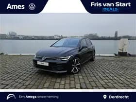 Volkswagen Golf — 2025, 3.000 km