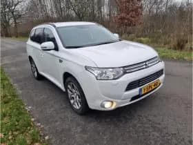Mitsubishi Outlander — 2013, 252.212 km